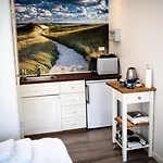 Engholmbb Bed & Breakfast 3*