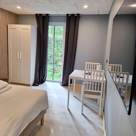 Engholmbb Bed & Breakfast Odense