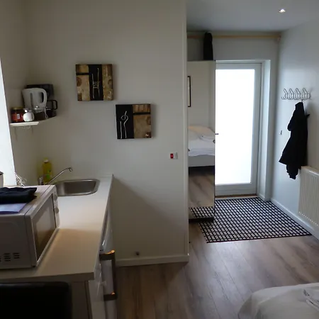 Bed & Breakfast Engholmbb 3*