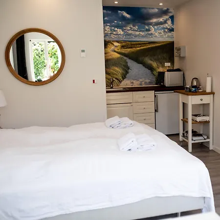 Bed and breakfast Engholmbb 3*